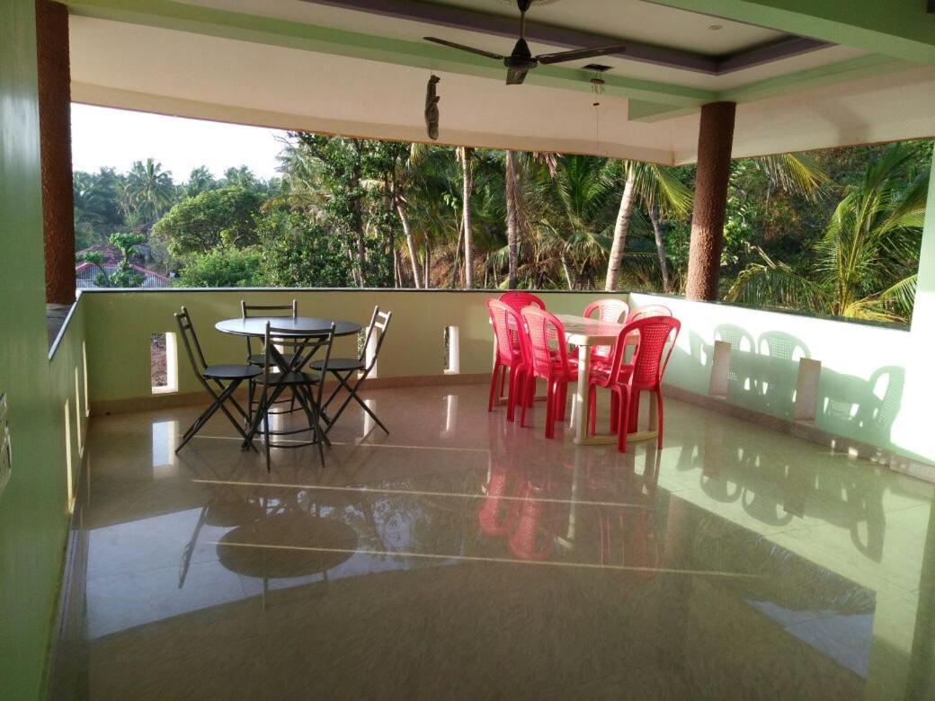 Saguntara Beach Homestay Vengurla Luaran gambar
